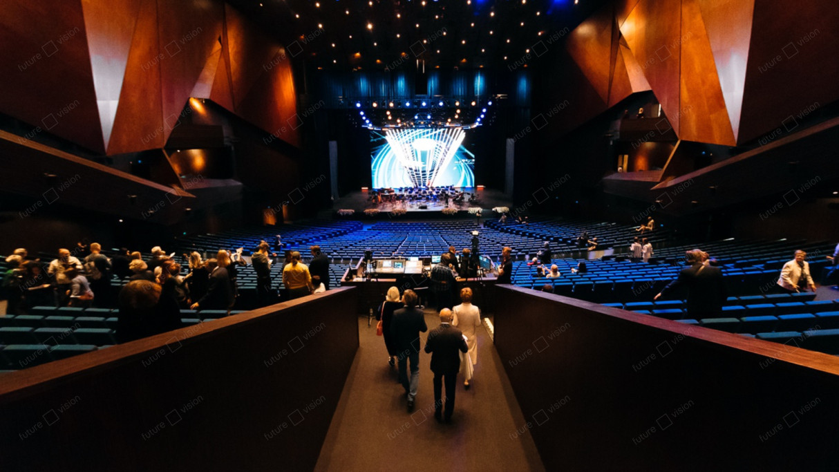 Светодиодный экран для конгресс-центра МВЦ «Екатеринбург-Экспо»