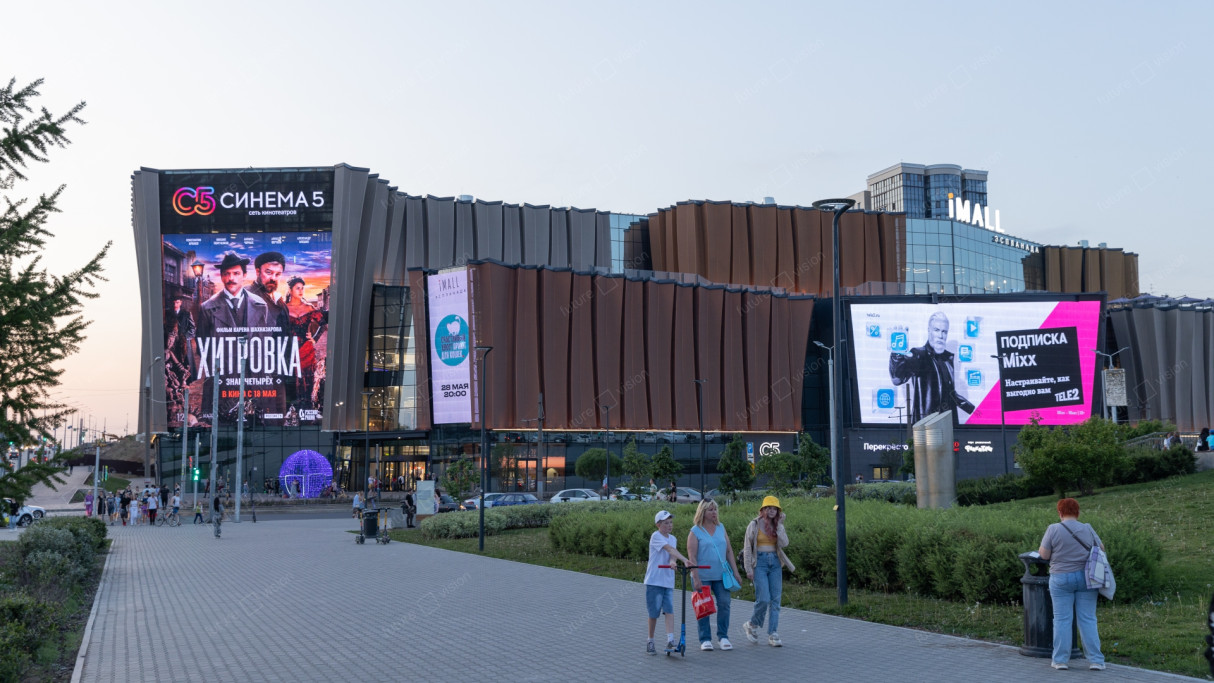 3 медиафасада для ТЦ iMALL Эспланада, город Пермь