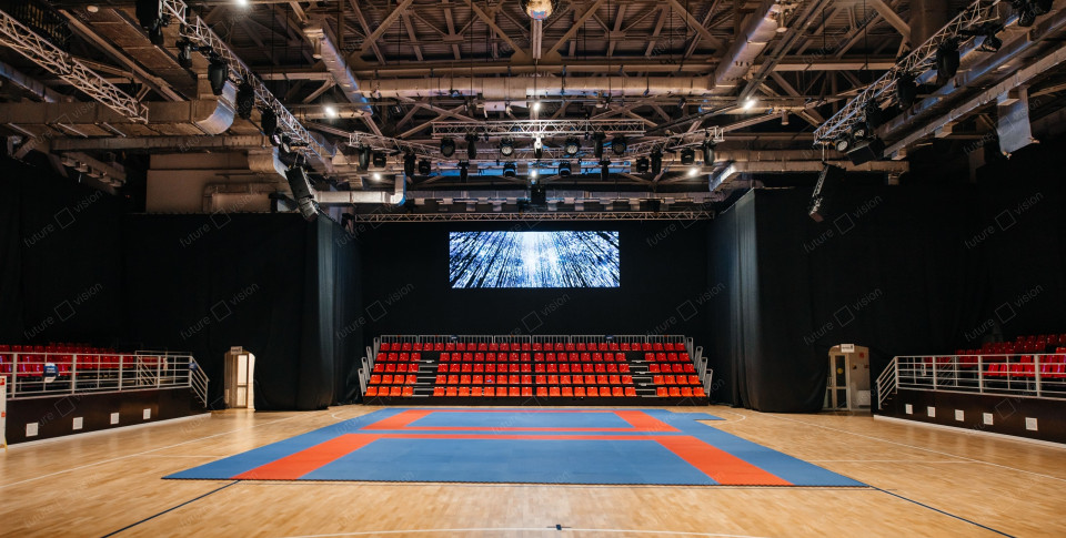 Два LED экрана «Сахалин Арены»