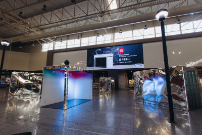 Светодиодный экран, ТЦ «МЕГА» Дыбенко